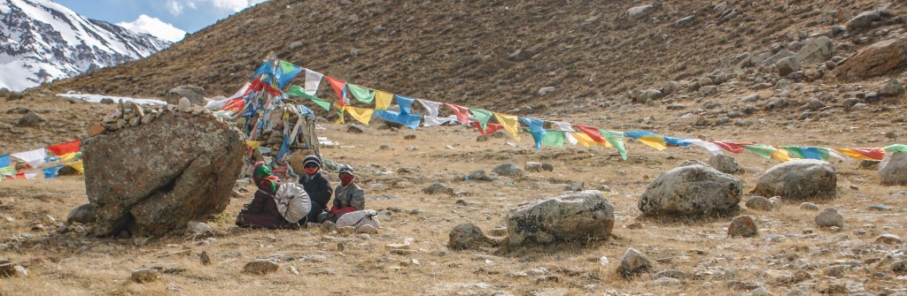 Eine tibetische Familie auf Pilgerreise