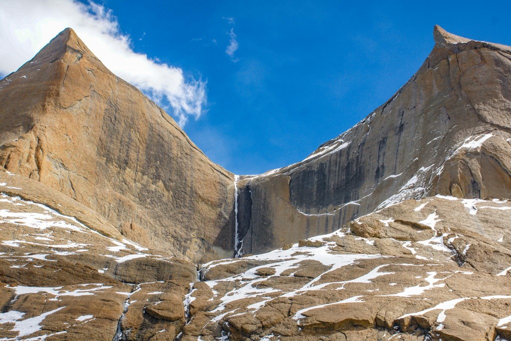 Beeindruckende Steilwände an der südwest Flanke des Kailash