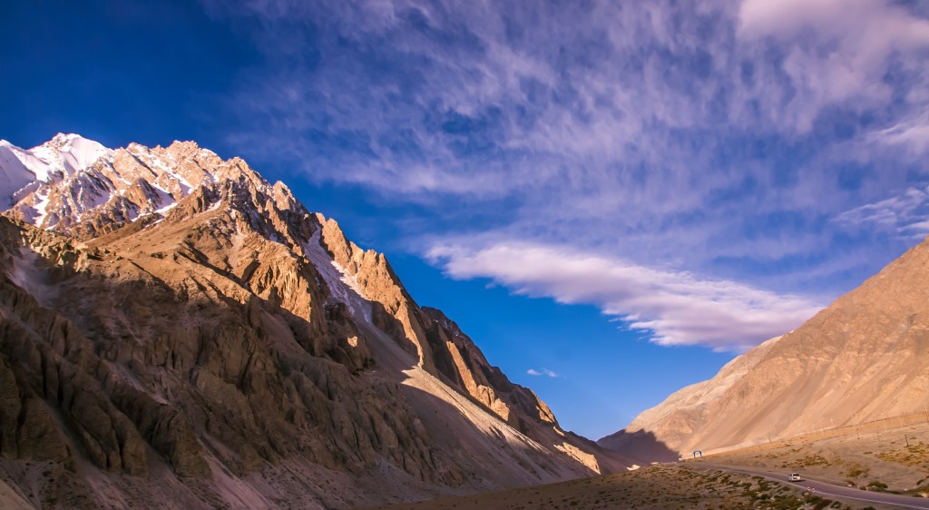 Meistens hat es Wolken am Karakorum Highway, was auf den Fotos keinesfalls abträglich ist